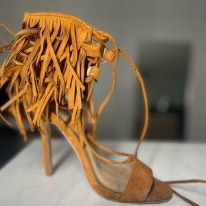 Size 6 fringed heels with tassels